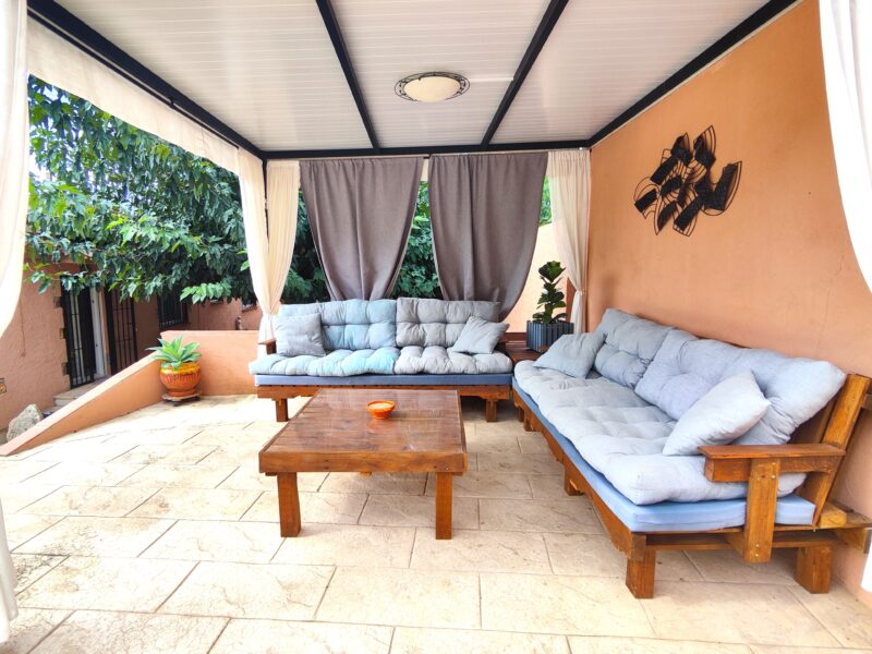 Preciosa casa con piscina